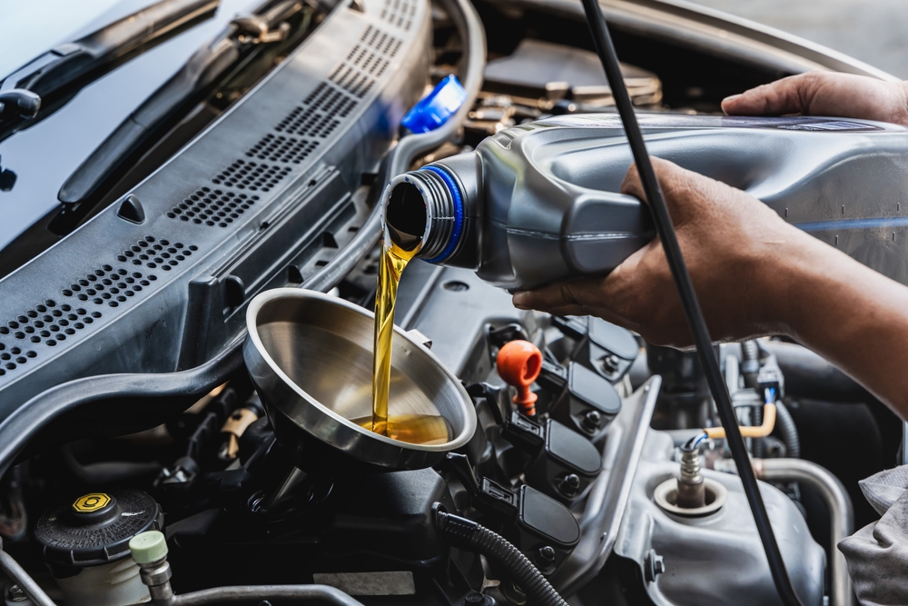 How to Choose Right Engine Oil for Your Car? Expert Guide